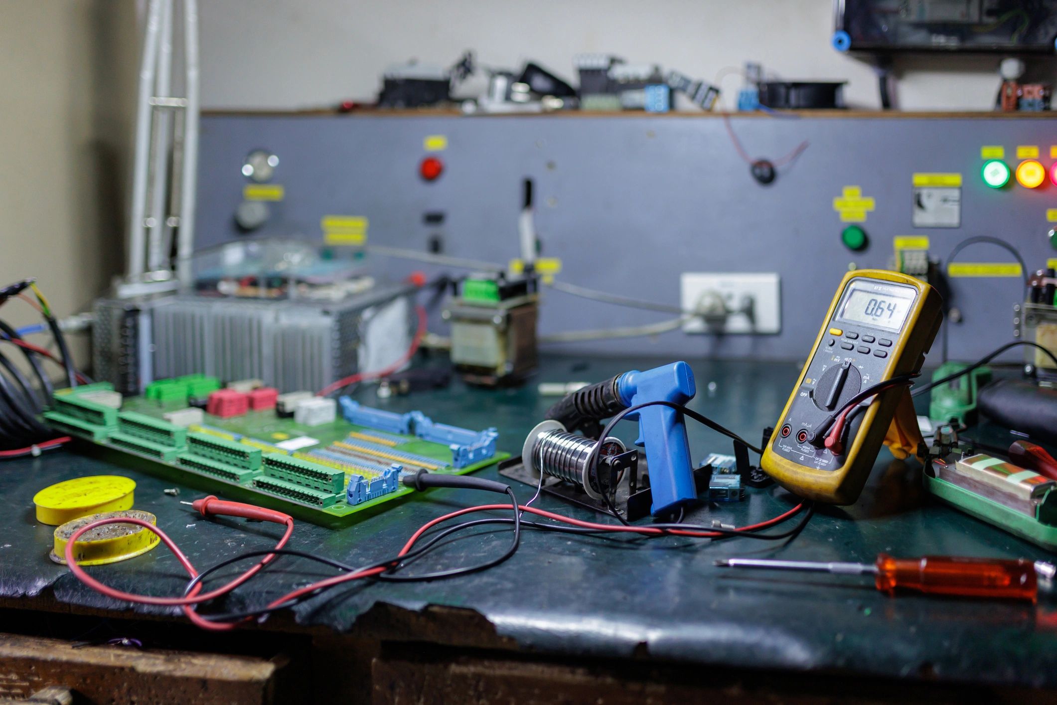 Diagnostic tools used during charging system checks